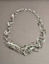 Load image into Gallery viewer, Diablero Necklace White
