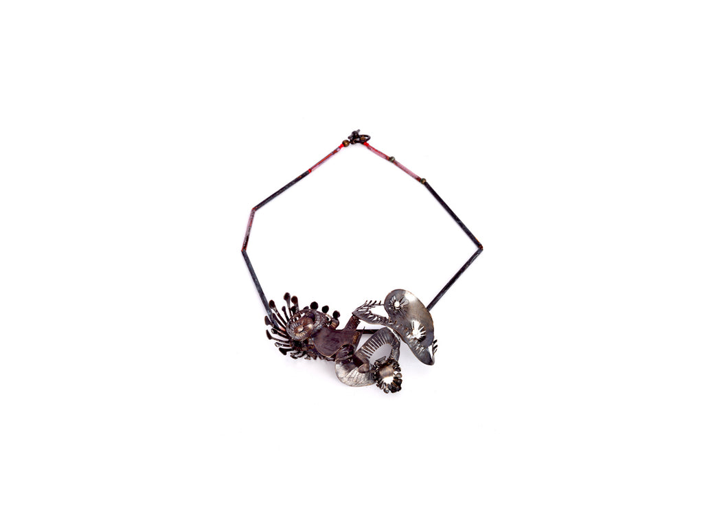 Flos Insectum Necklace 3
